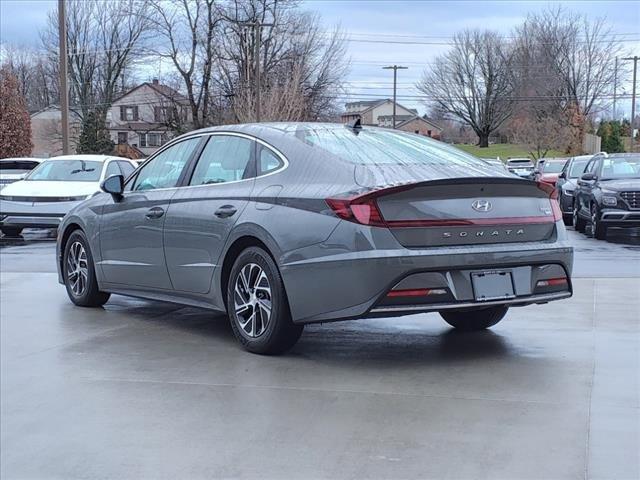 used 2022 Hyundai Sonata Hybrid car, priced at $21,568