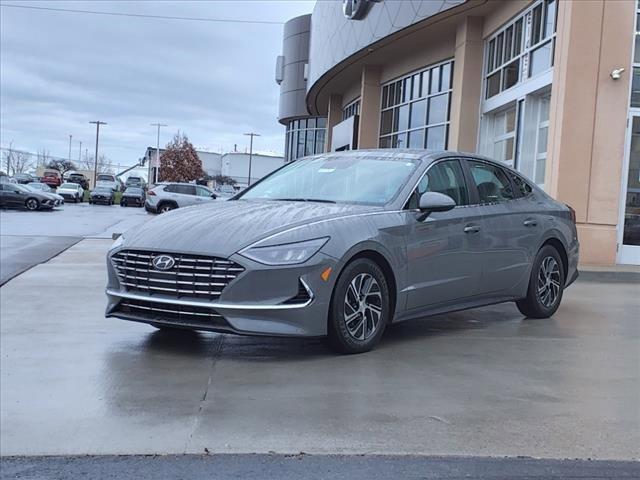 used 2022 Hyundai Sonata Hybrid car, priced at $21,568