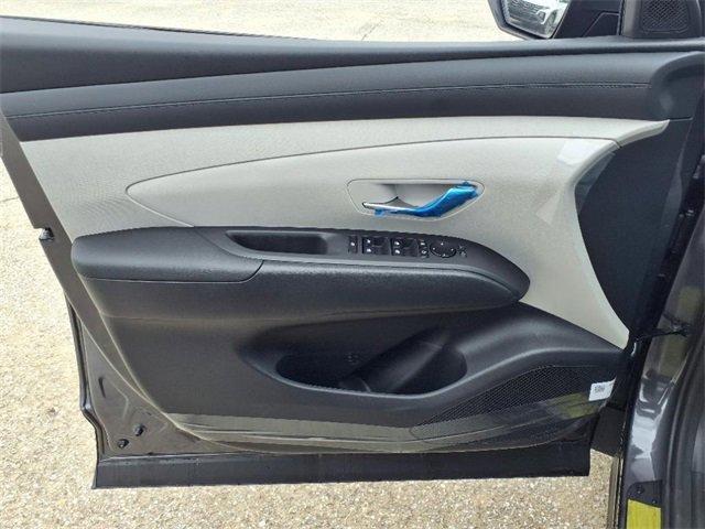 new 2025 Hyundai TUCSON Hybrid car, priced at $36,540