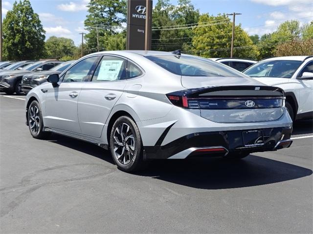 new 2024 Hyundai Sonata car, priced at $25,747