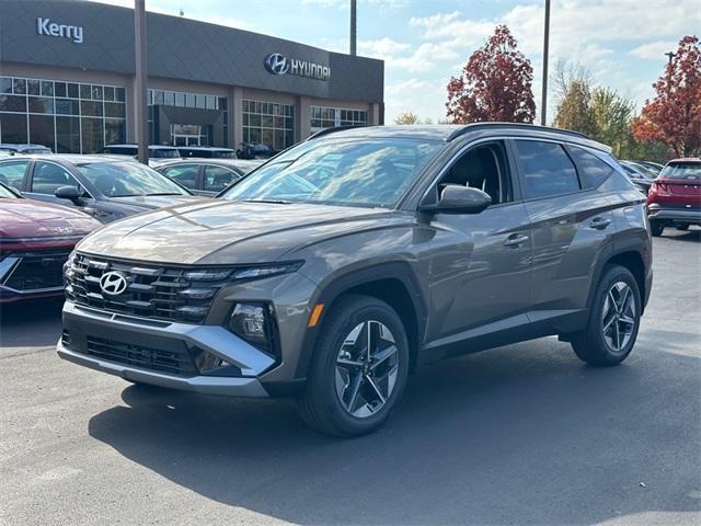 new 2025 Hyundai Tucson Hybrid car, priced at $37,240