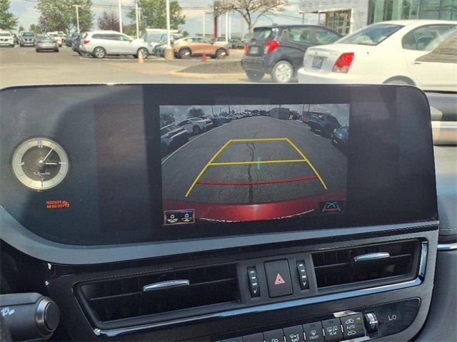 used 2022 Lexus ES 300h car, priced at $30,995