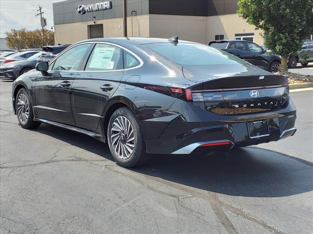 new 2024 Hyundai Sonata Hybrid car, priced at $30,127