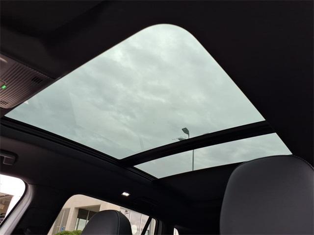 used 2025 Volkswagen Tiguan car, priced at $40,875