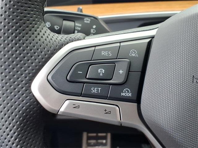 used 2025 Volkswagen Tiguan car, priced at $40,875