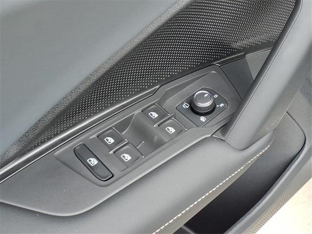 used 2025 Volkswagen Tiguan car, priced at $40,875