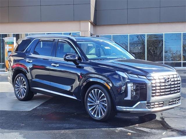 used 2023 Hyundai Palisade car, priced at $40,995