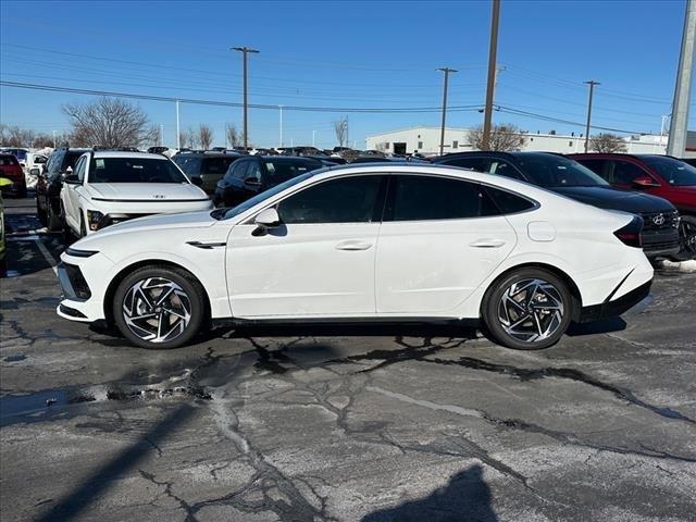 new 2025 Hyundai Sonata car, priced at $32,975