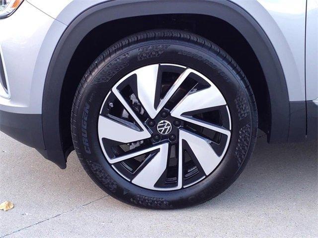 used 2024 Volkswagen Atlas car, priced at $42,100