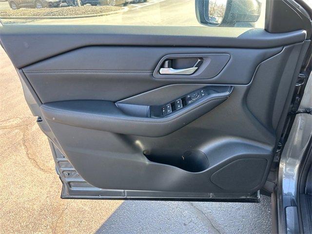 used 2024 Nissan Rogue car, priced at $32,100