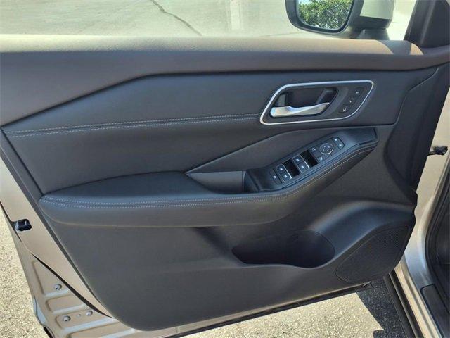 used 2022 Nissan Rogue car, priced at $29,995