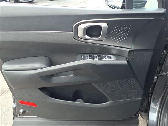 used 2023 Kia Sorento Hybrid car, priced at $32,825