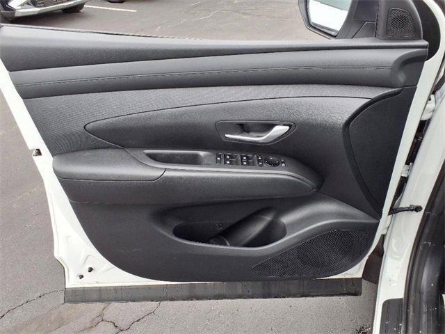 new 2025 Hyundai TUCSON Hybrid car, priced at $37,810