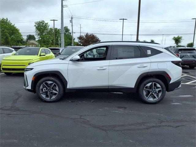 new 2025 Hyundai TUCSON Hybrid car, priced at $37,810