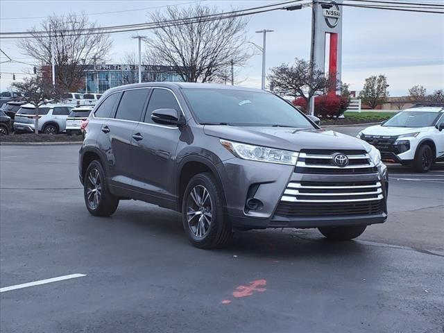 used 2018 Toyota Highlander car, priced at $21,899