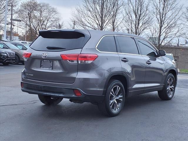 used 2018 Toyota Highlander car, priced at $21,899