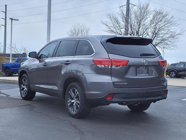 used 2018 Toyota Highlander car, priced at $21,899