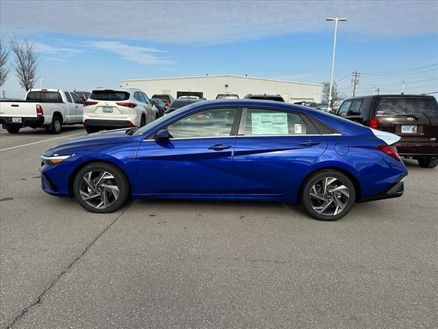 new 2025 Hyundai Elantra car, priced at $26,425