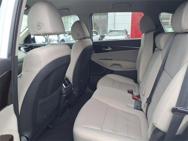 used 2020 Kia Sorento car, priced at $18,275