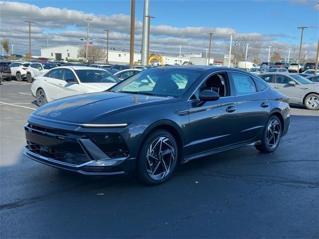 new 2024 Hyundai Sonata car, priced at $27,056