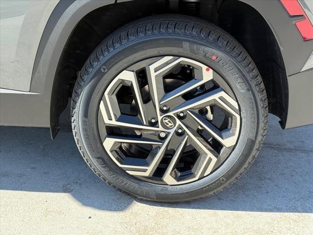 new 2025 Hyundai Tucson car, priced at $39,117