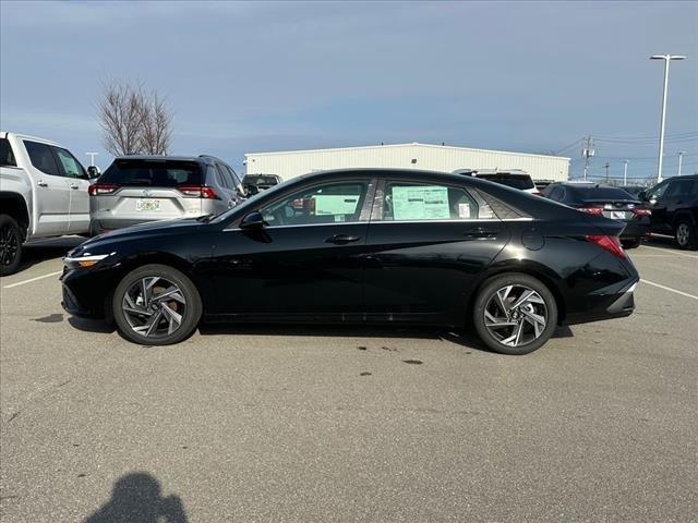 new 2025 Hyundai Elantra car, priced at $26,425