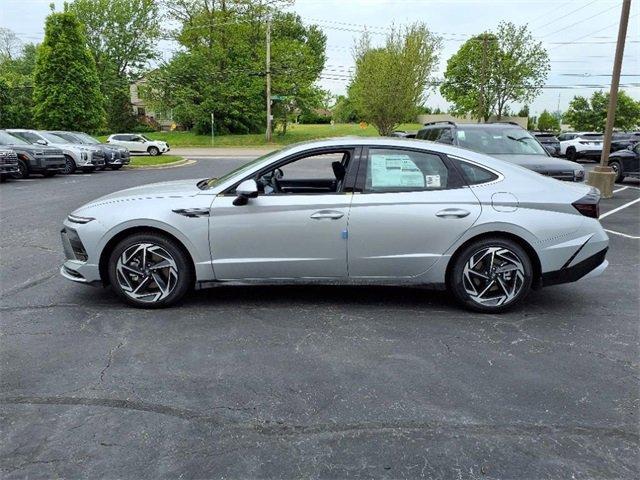 new 2025 Hyundai Sonata car, priced at $30,972