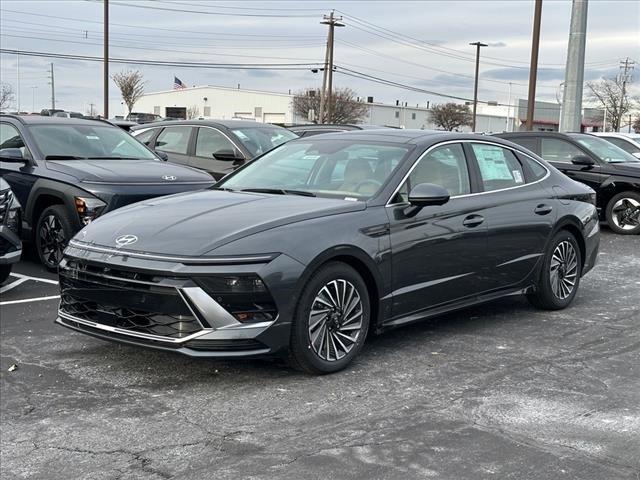 new 2025 Hyundai Sonata Hybrid car, priced at $37,457