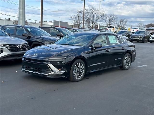 new 2025 Hyundai Sonata Hybrid car, priced at $38,160