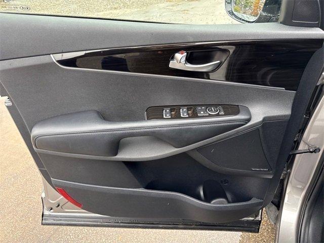 used 2019 Kia Sorento car, priced at $19,225
