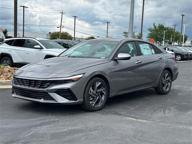 new 2024 Hyundai Elantra car, priced at $22,763