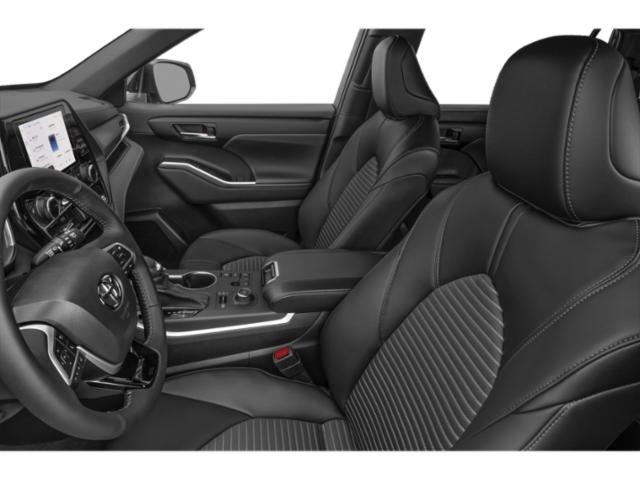 new 2025 Toyota Highlander car, priced at $50,878