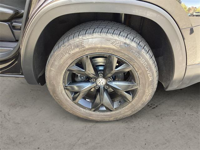 used 2018 Volkswagen Atlas car, priced at $17,901