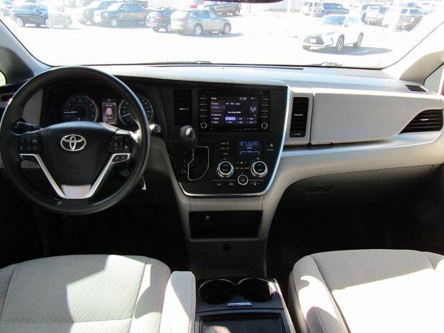 used 2018 Toyota Sienna car, priced at $17,965