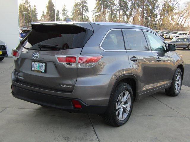 used 2014 Toyota Highlander car, priced at $21,901