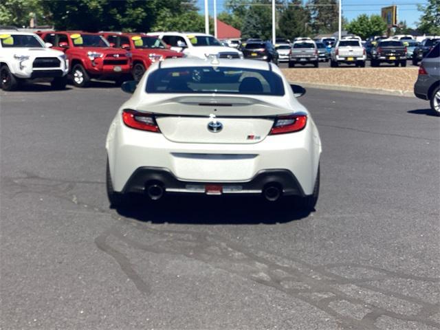 new 2025 Toyota GR86 car, priced at $38,678
