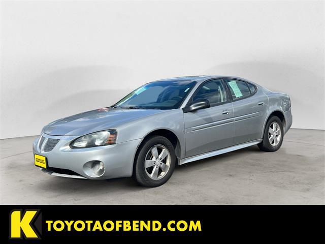 used 2007 Pontiac Grand Prix car, priced at $9,999