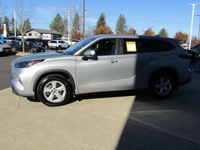 used 2023 Toyota Highlander car, priced at $40,929