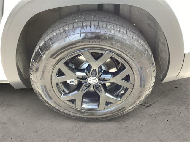 used 2024 Volkswagen Atlas car, priced at $39,946