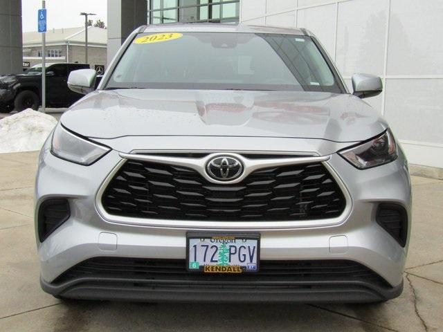 used 2023 Toyota Highlander car, priced at $35,912