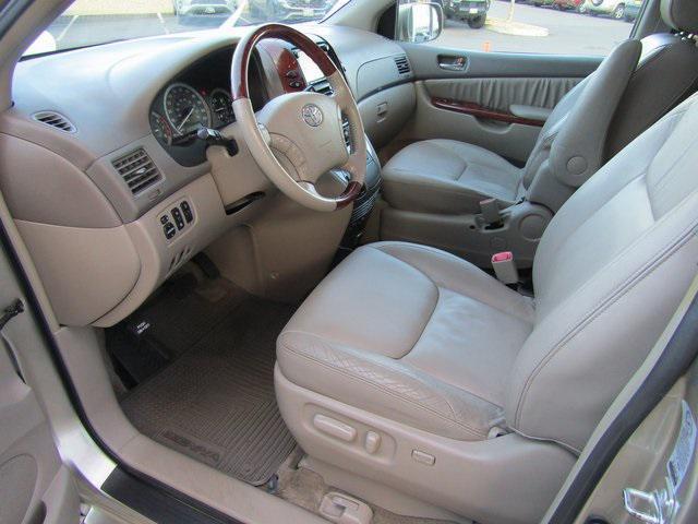 used 2005 Toyota Sienna car, priced at $12,901