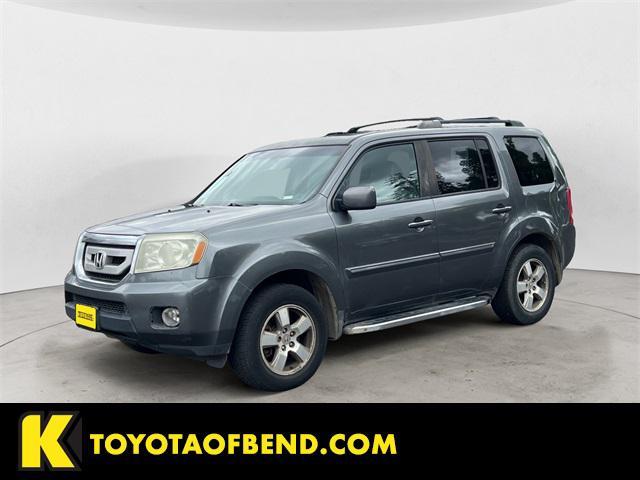 used 2011 Honda Pilot car, priced at $12,995