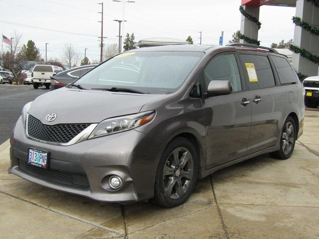 used 2016 Toyota Sienna car, priced at $20,901