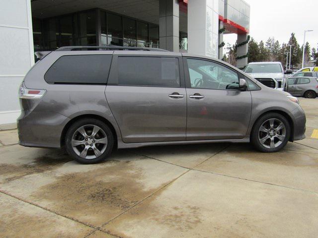 used 2016 Toyota Sienna car, priced at $20,901