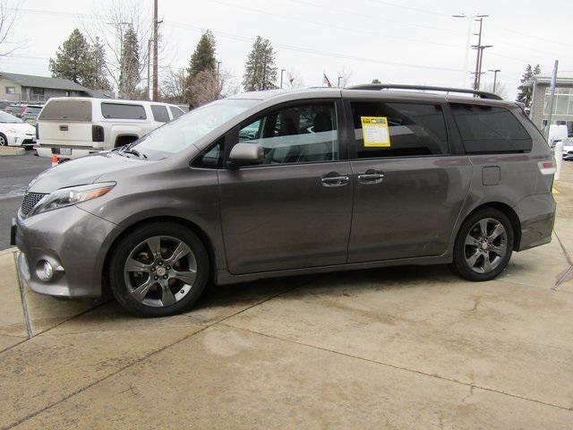 used 2016 Toyota Sienna car, priced at $20,901