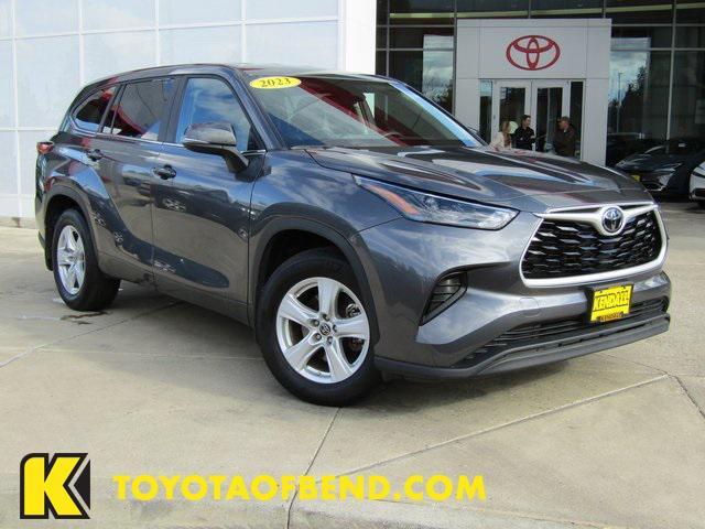 used 2023 Toyota Highlander car, priced at $36,929