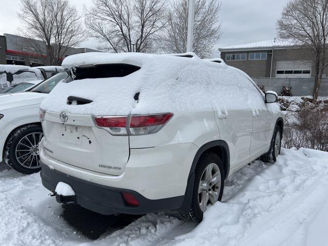 used 2015 Toyota Highlander car, priced at $13,975