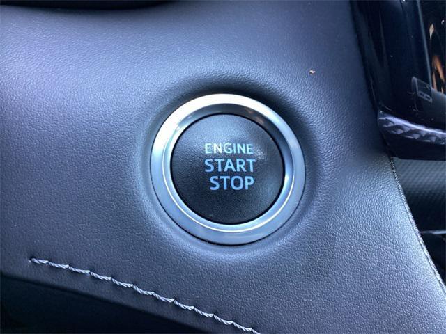 used 2021 Toyota Highlander car, priced at $34,987