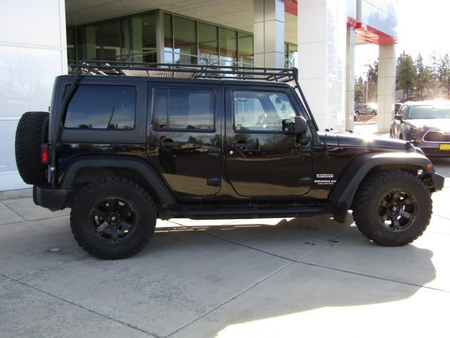 used 2015 Jeep Wrangler Unlimited car, priced at $20,901