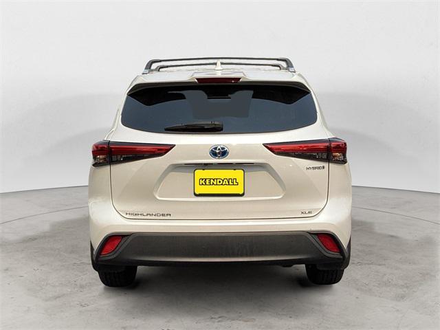 used 2022 Toyota Highlander Hybrid car, priced at $38,992